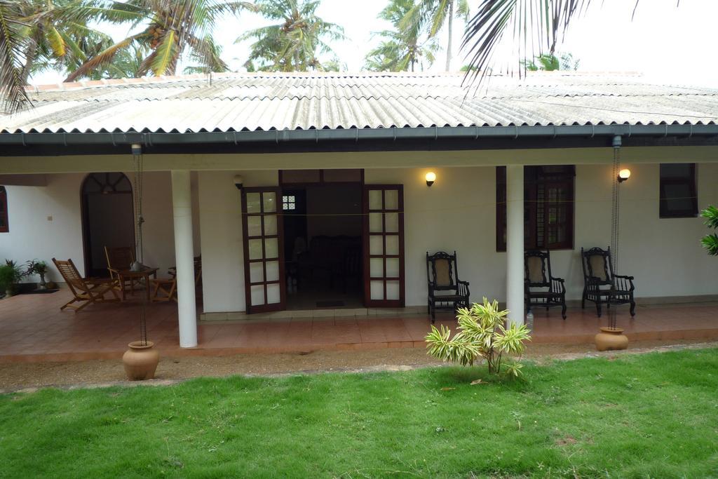 Beach House نيجومبو الغرفة الصورة