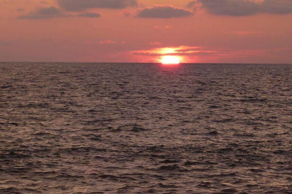 Beach House نيجومبو المظهر الخارجي الصورة